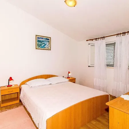 Marina Apartment *