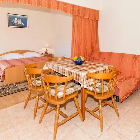 Apartment Marina Trpanj