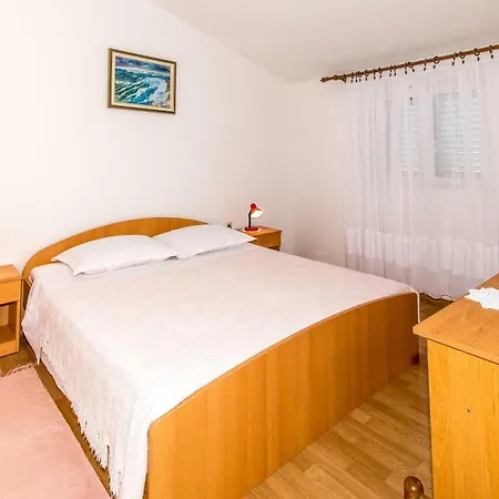 Marina Apartment Trpanj